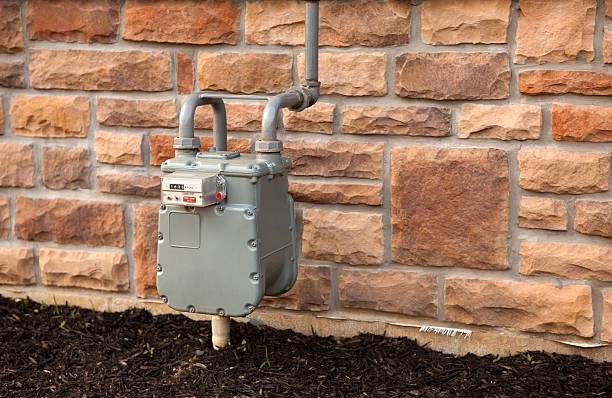 Natural gas meter summer safety tips