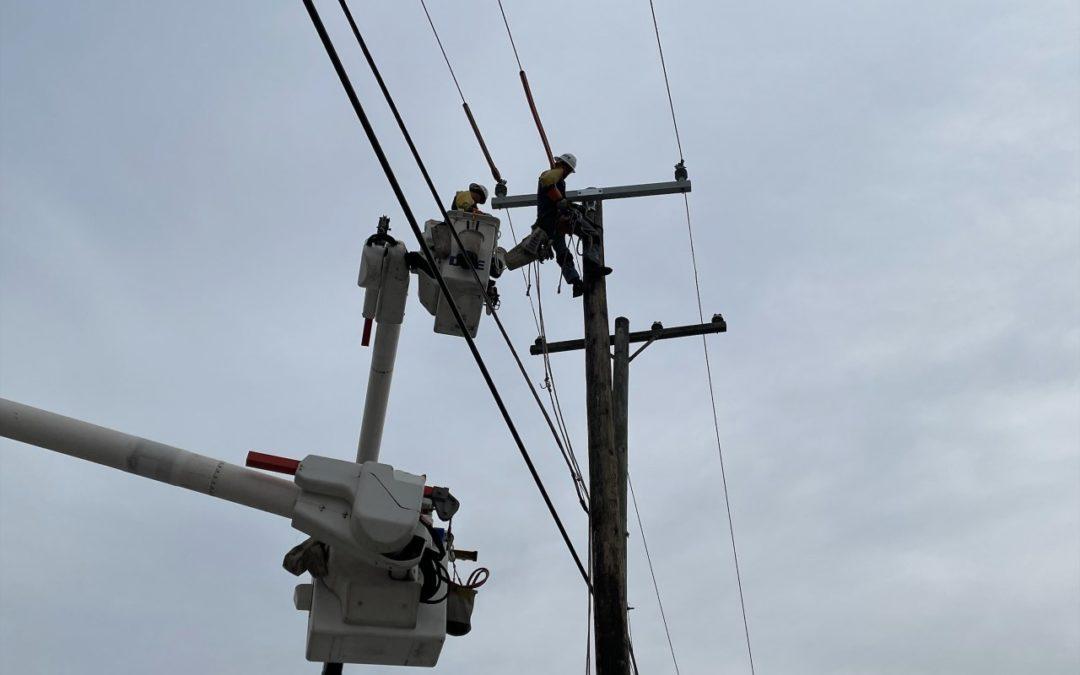 2/18 – Overhead crews install equipment for reliable power