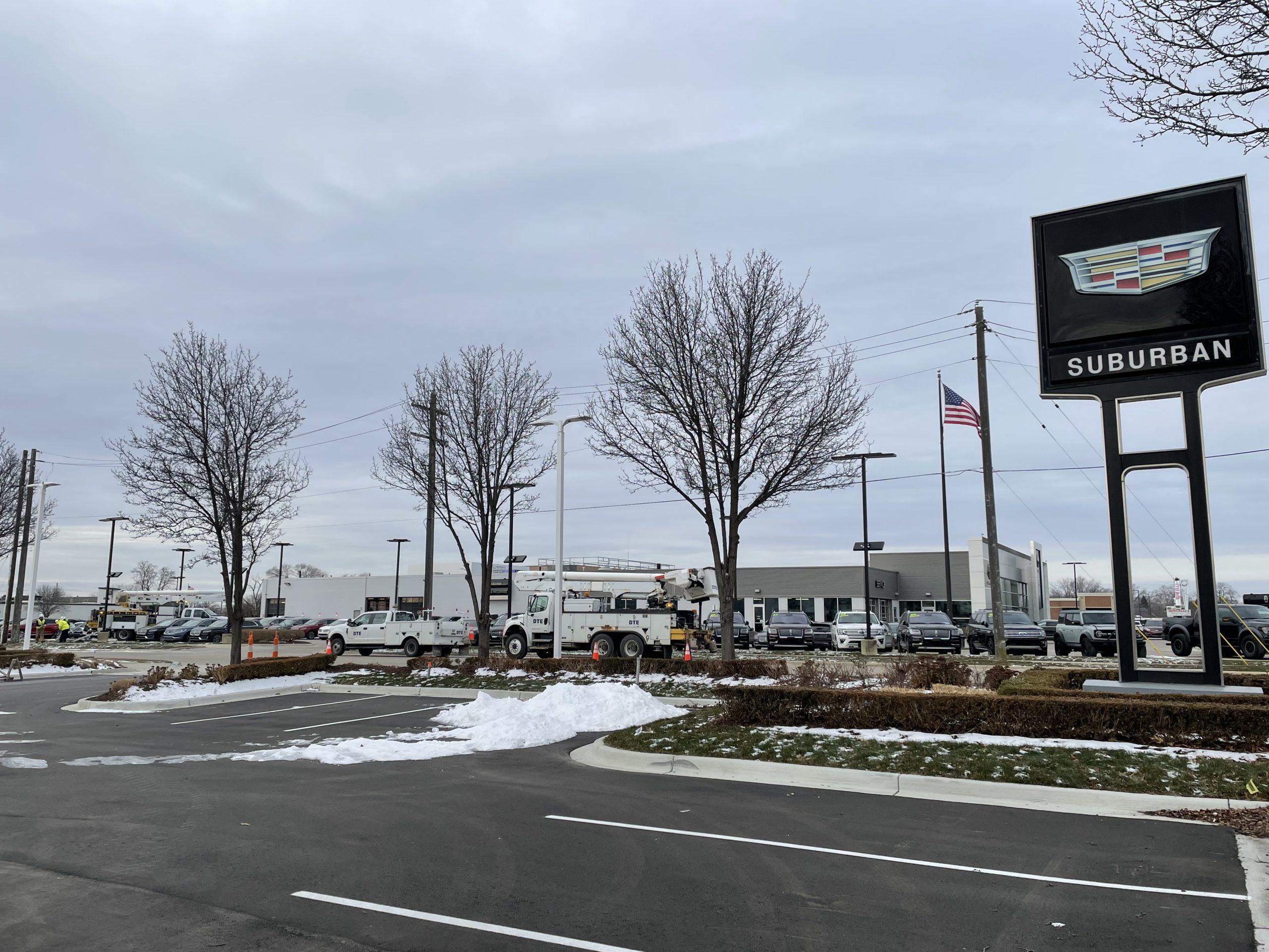 DTE crews prepping power for new car dealership in Plymouth/Livonia