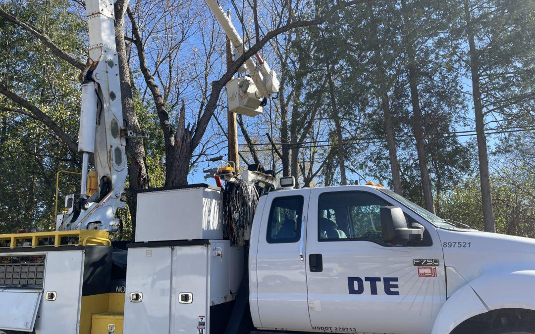 DTE crews upgrade utility poles in Bloomfield Township neighborhood