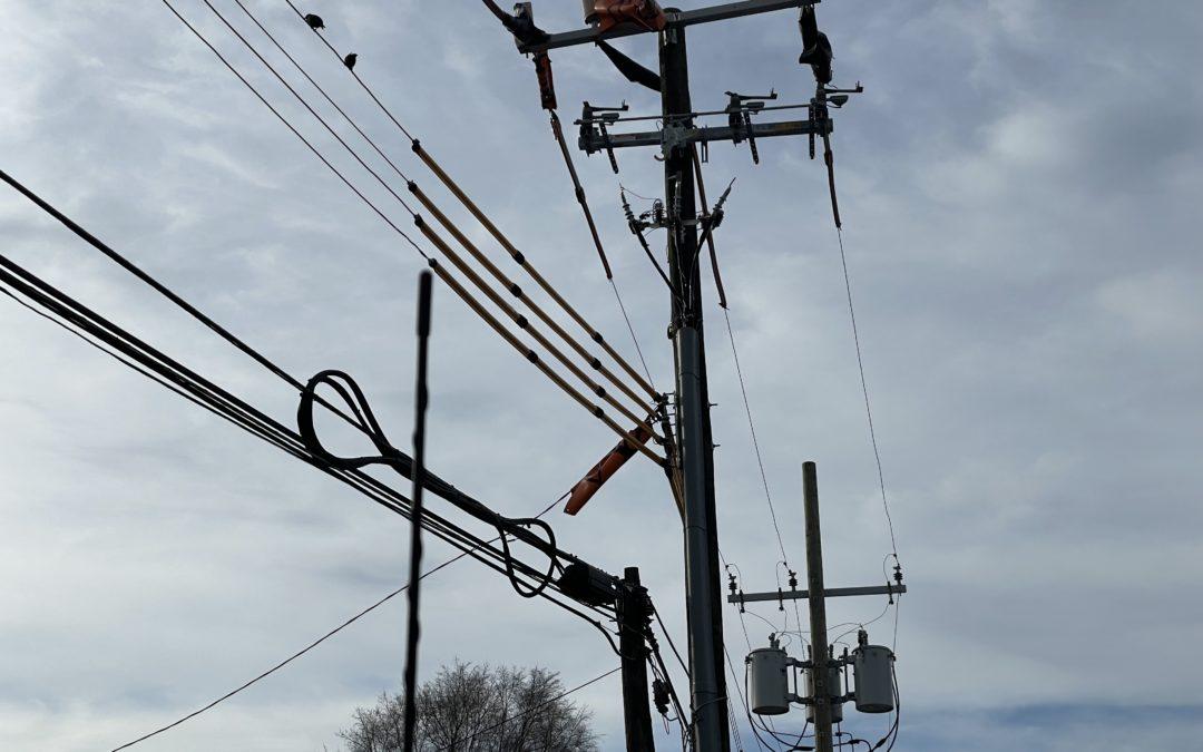 DTE crews upgrade cabling in Mohican Regent neighborhood